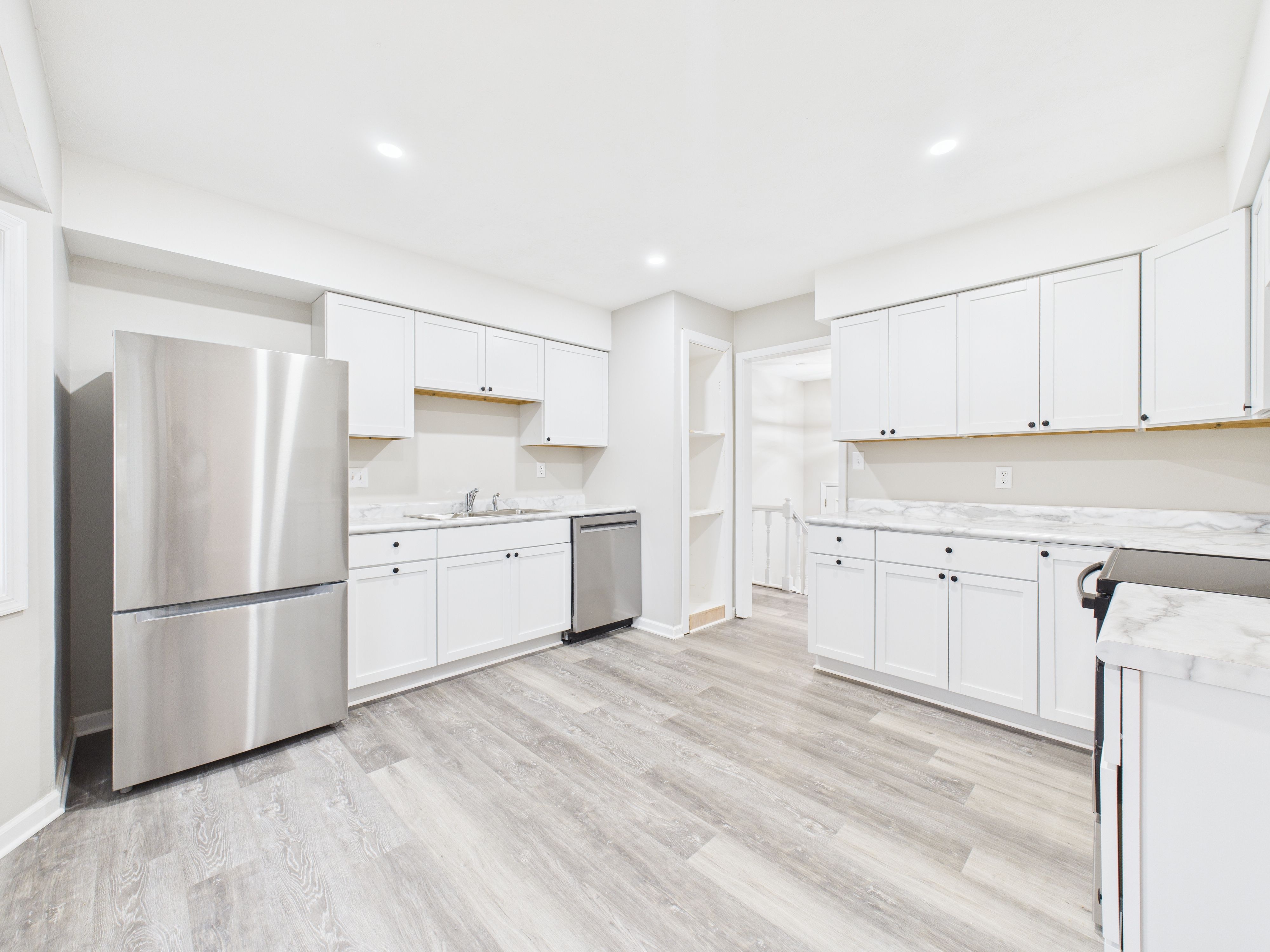 Elegant dining area captured in professional HDR real estate photography
